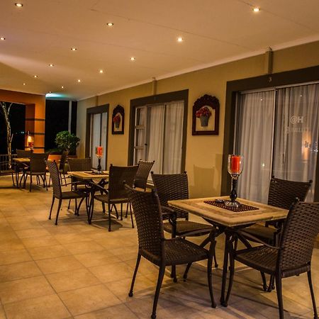 @Home Guest House Rustenburg Esterno foto